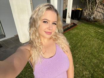 714-697-1479, 26  female escort, Anaheim